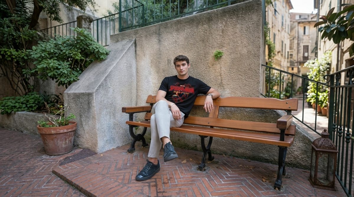 Tom Holland Spider Hero Iconic Beat Trendy T-Shirt