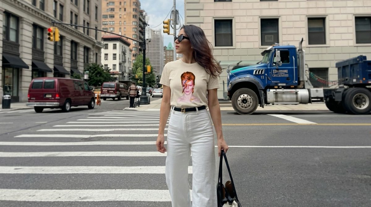 Sadie Sink Iconic Lightning Bolt Portrait T-shirt