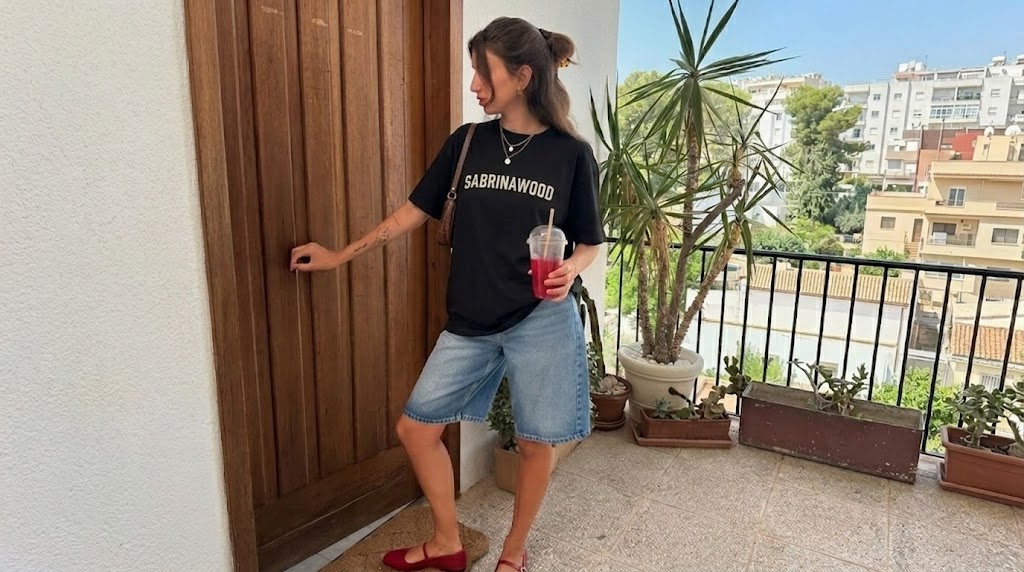 Sabrina Carpenter Sabrinawood Graphic Tee