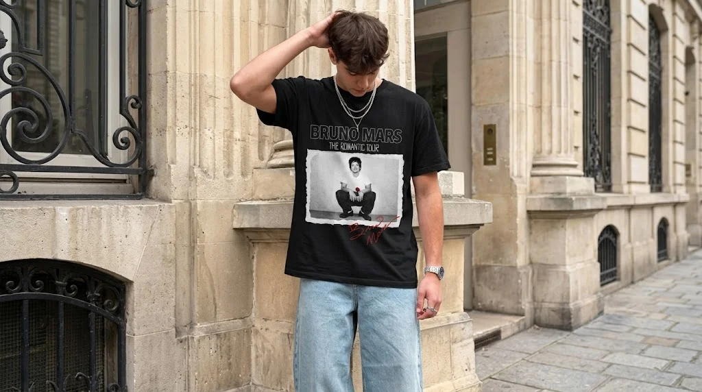 Bruno Mars The Romantic Tour Signature Tee