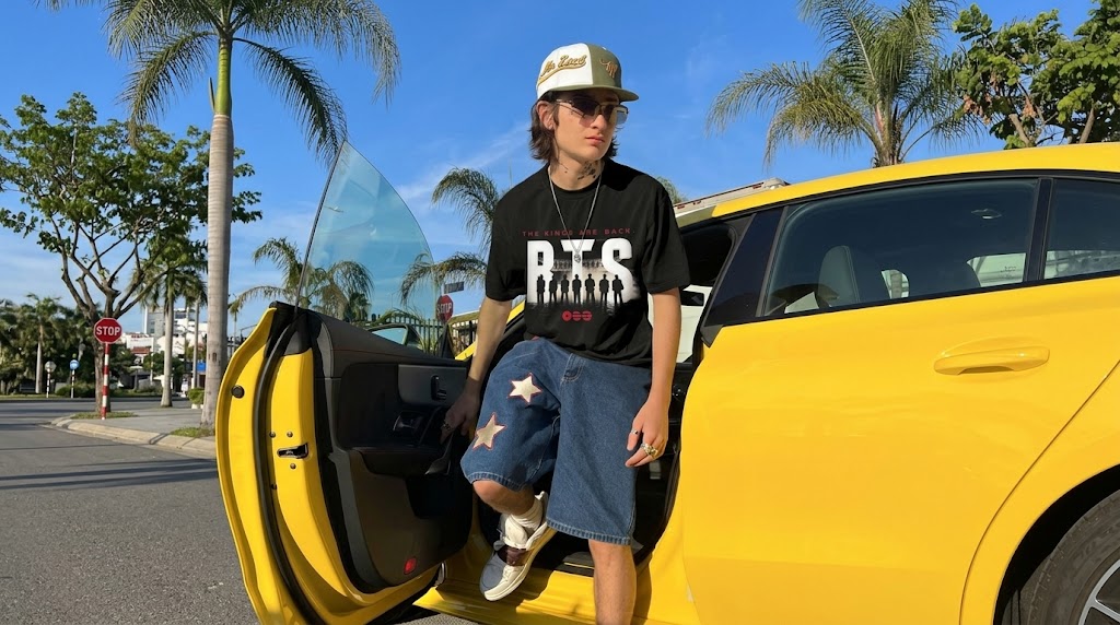 BTS The Kings Are Back Reunion Graphic Tee