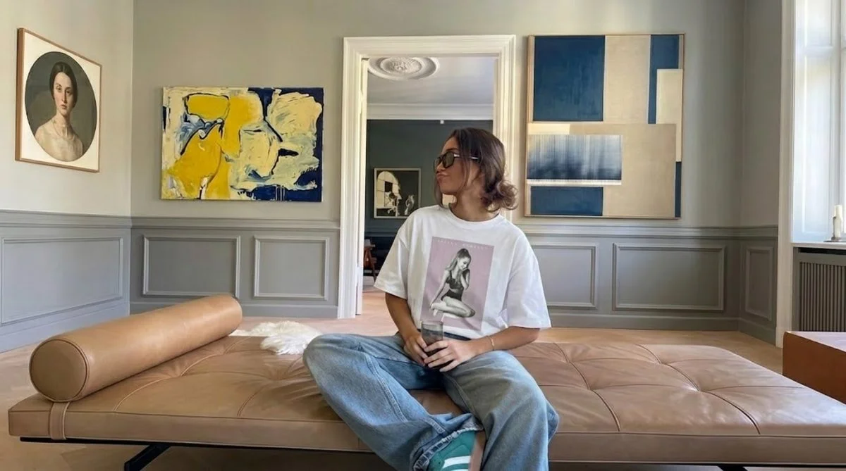 Ariana Grande Purple Portrait Aesthetic Tee