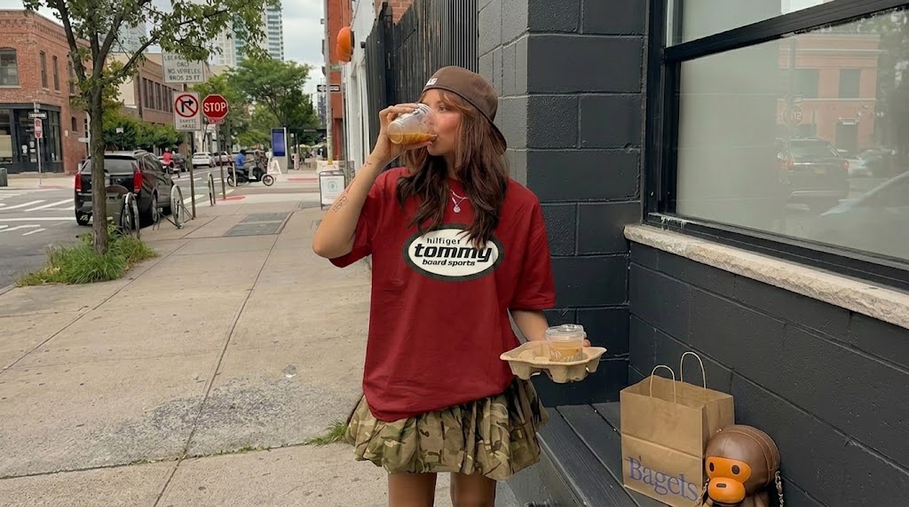 Hailey Bieber Inspired Tommy Hilfiger Vintage Tee