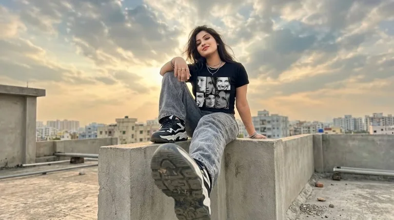 Millie Bobby Brown B&W Collage Graphic T-Shirt