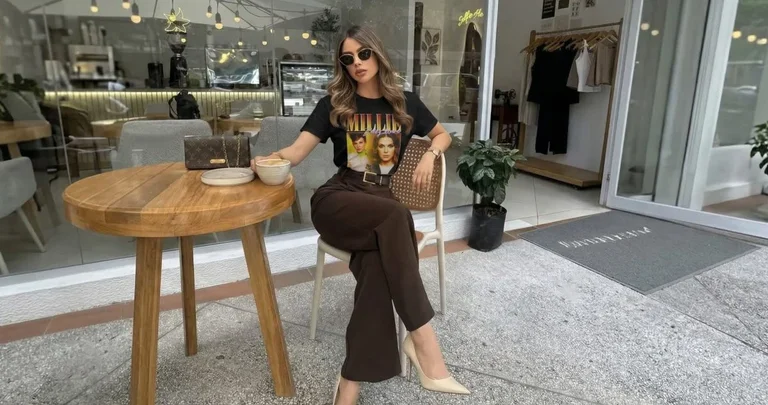 Millie Bobby Brown Vintage Graphic T-Shirt 4 Millie Bobby Brown Vintage Graphic T-Shirt