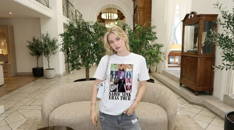 Sadie Sink Eras Tour Iconic Star T-shirt