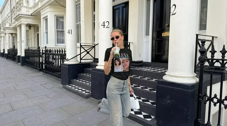 Selena Gomez Retro Era Dual Photo Style T-Shirt